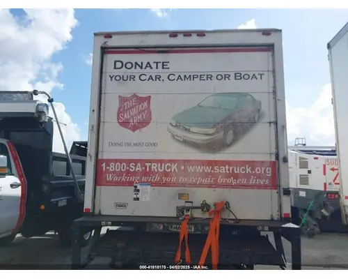 ISUZU NQR Complete Vehicle