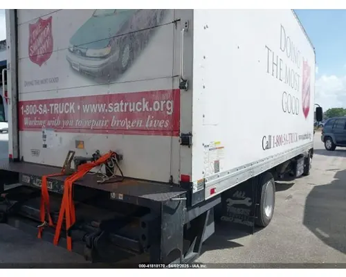 ISUZU NQR Complete Vehicle