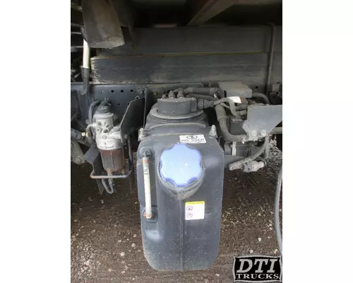 ISUZU NQR DEF Tank