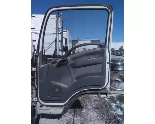 ISUZU NQR DOOR ASSEMBLY, FRONT