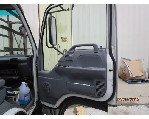 ISUZU NQR DOOR ASSEMBLY, FRONT