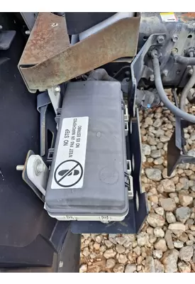 ISUZU NQR FUSE BOX