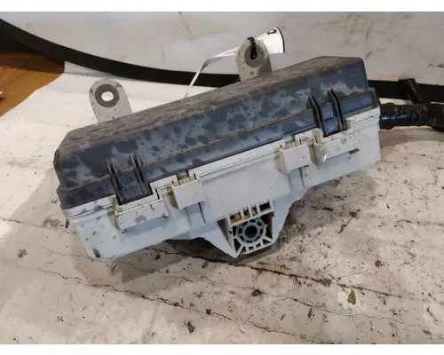 ISUZU NQR FUSE BOX
