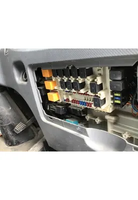 ISUZU NQR FUSE BOX