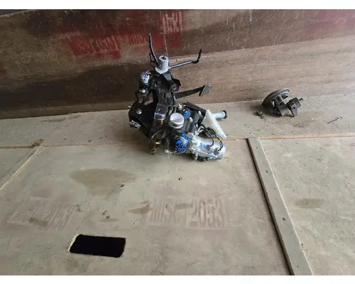 ISUZU NQR Power Brake Booster