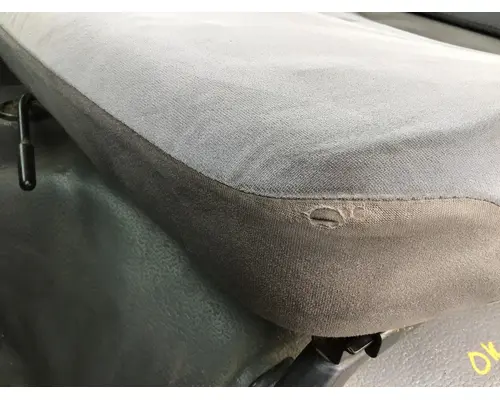 ISUZU NQR SEAT, FRONT