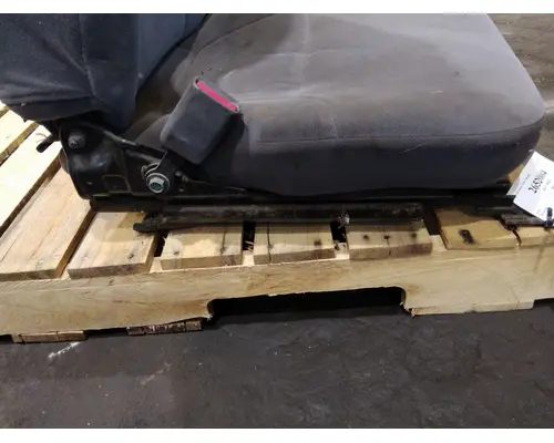 ISUZU NQR SEAT, FRONT