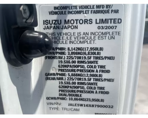 ISUZU NQR Vehicle For Sale
