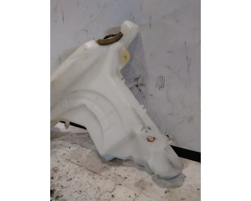 ISUZU NQR WINDSHIELD WASHER RESERVOIR