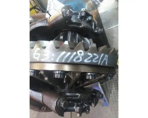 ISUZU NRRR557 DIFFERENTIAL ASSEMBLY REAR REAR