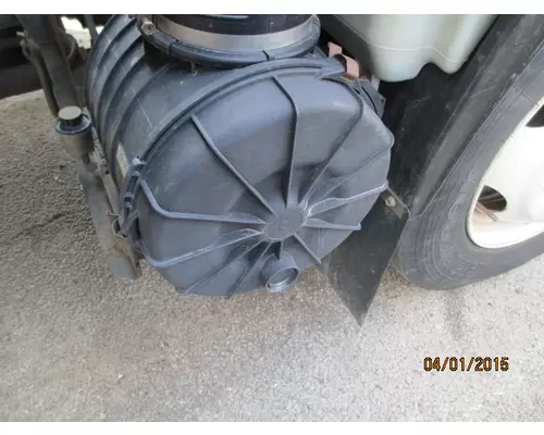 ISUZU NRR AIR CLEANER