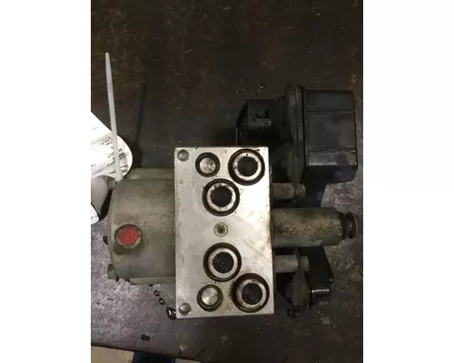 ISUZU NRR BRAKE CONTROL MODULE (ABS)