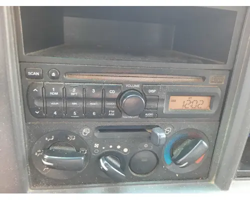 ISUZU NRR CAB