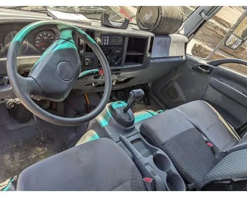 ISUZU NRR Cab Mount