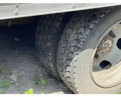 ISUZU NRR Complete Vehicle