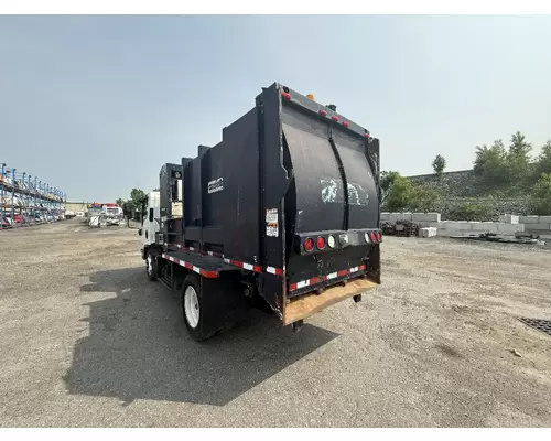 ISUZU NRR Complete Vehicle