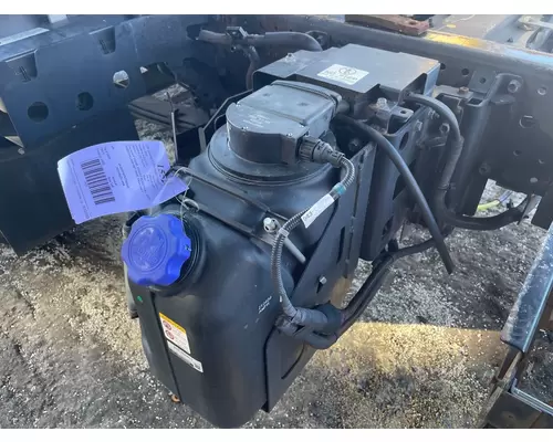 ISUZU NRR DEF Tank