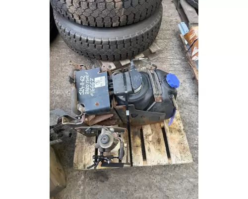 ISUZU NRR DEF Tank