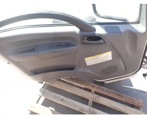 ISUZU NRR Door Assembly, Front