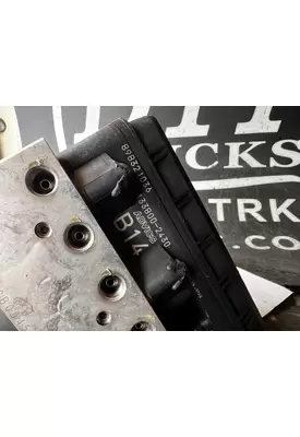 ISUZU NRR ECM (Brake & ABS)
