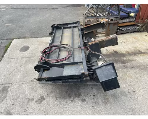 ISUZU NRR Equipment (Mounted)