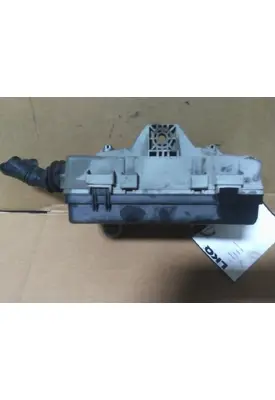 ISUZU NRR FUSE BOX