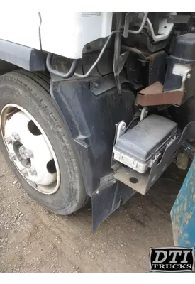 ISUZU NRR Fender Extension