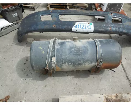 ISUZU NRR Fuel Tank