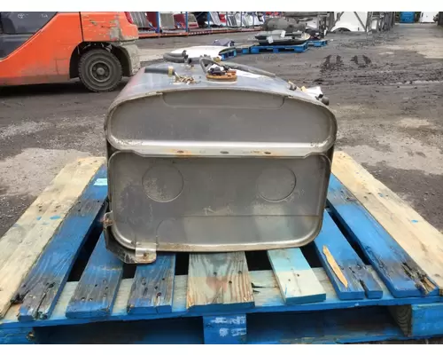 ISUZU NRR Fuel Tank