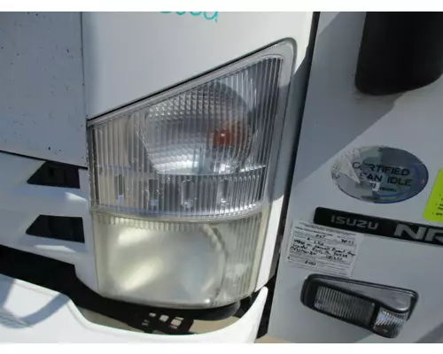 ISUZU NRR HEADLAMP ASSEMBLY