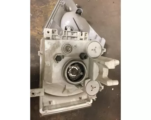 ISUZU NRR HEADLAMP ASSEMBLY