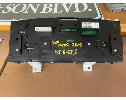 ISUZU NRR Instrument Cluster
