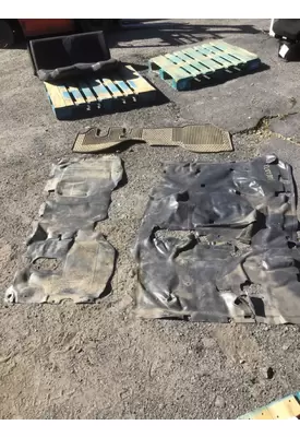 ISUZU NRR Interior Parts, Misc.