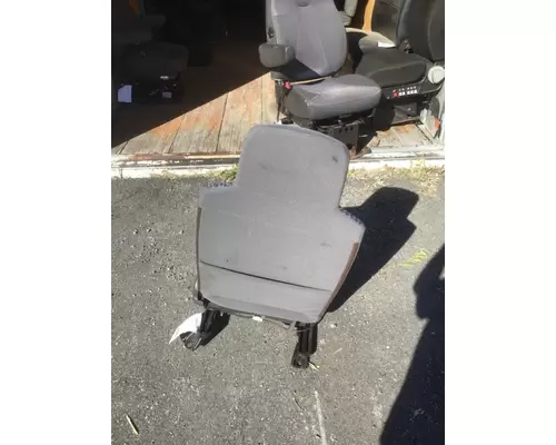 ISUZU NRR Seat