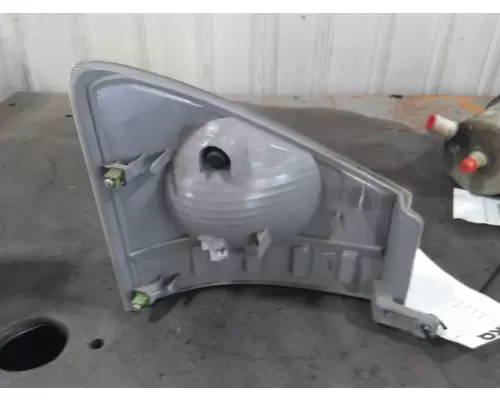 ISUZU NRR TURN SIGNAL LIGHT