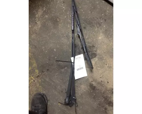 ISUZU NRR WINDSHIELD WIPER ARM