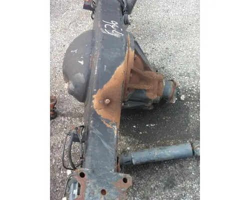 ISUZU R040 AXLE ASSEMBLY, REAR (REAR)
