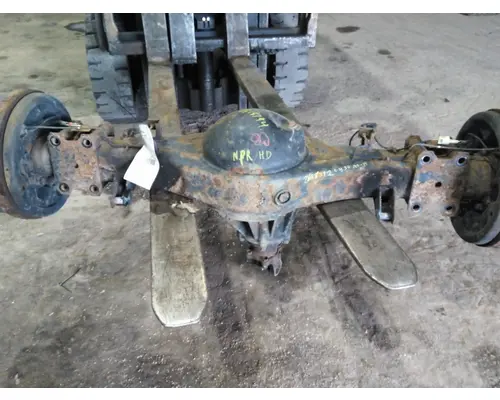 ISUZU R040 AXLE HOUSING, REAR (REAR)