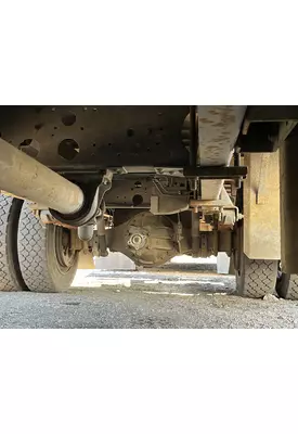 ISUZU W4500 Axle Assembly, Rear