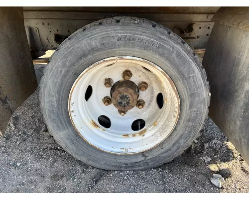 ISUZU W4500 Axle Assembly, Rear