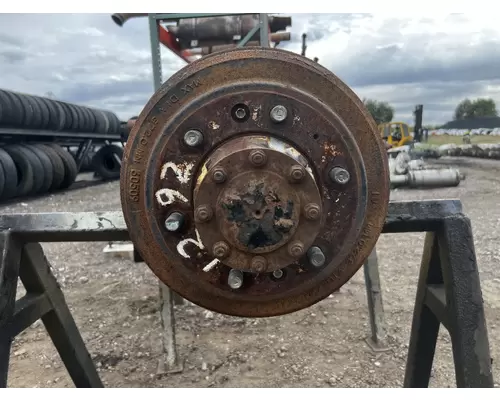 ISUZU W4500 Axle Assembly, Rear