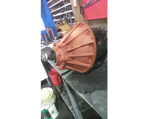 ISUZU W4R538 DIFFERENTIAL ASSEMBLY REAR REAR