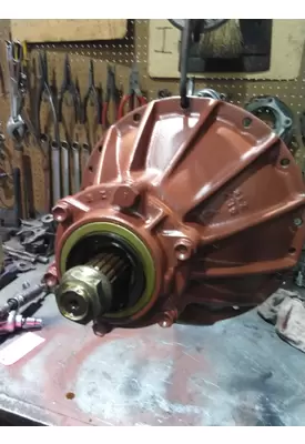 ISUZU W4R557 DIFFERENTIAL ASSEMBLY REAR REAR