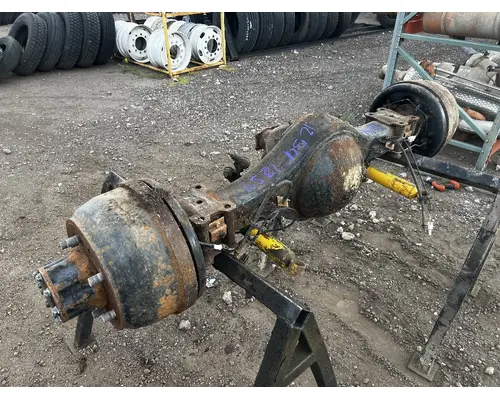 ISUZU W5500 Axle Assembly, Rear