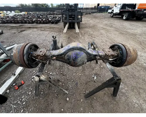 ISUZU W5500 Axle Assembly, Rear