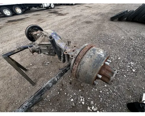 ISUZU W5500 Axle Assembly, Rear
