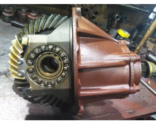 ISUZU W5R513 DIFFERENTIAL ASSEMBLY REAR REAR