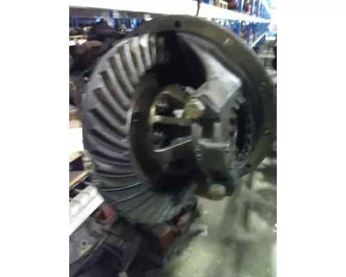 ISUZU W7R488 DIFFERENTIAL ASSEMBLY REAR REAR