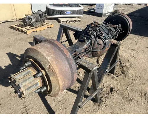 ISUZU WT5500 Axle Assembly, Rear