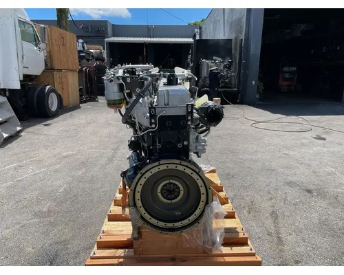 ISUZU  Engine Assembly